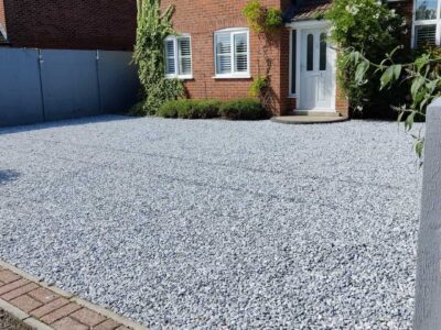 Gravel driveway installers near Lincolnshire